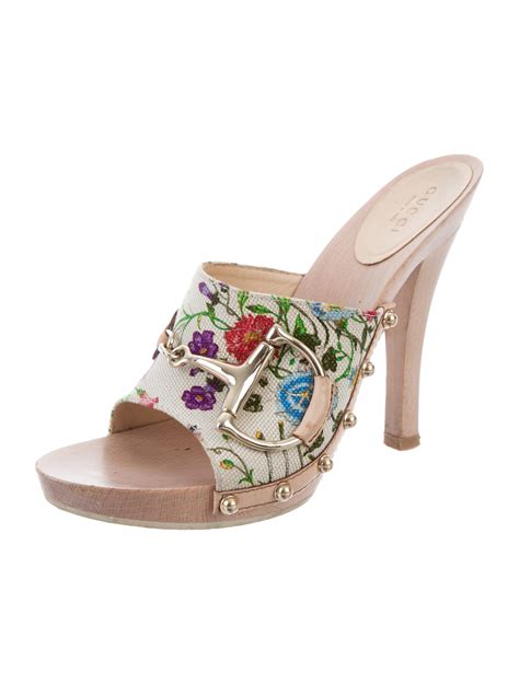 authentic Gucci floral sandals